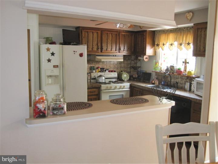 1605 White Oak Road Williamstown, NJ 08094 - Photo 5 of 20 Gallery Image 5