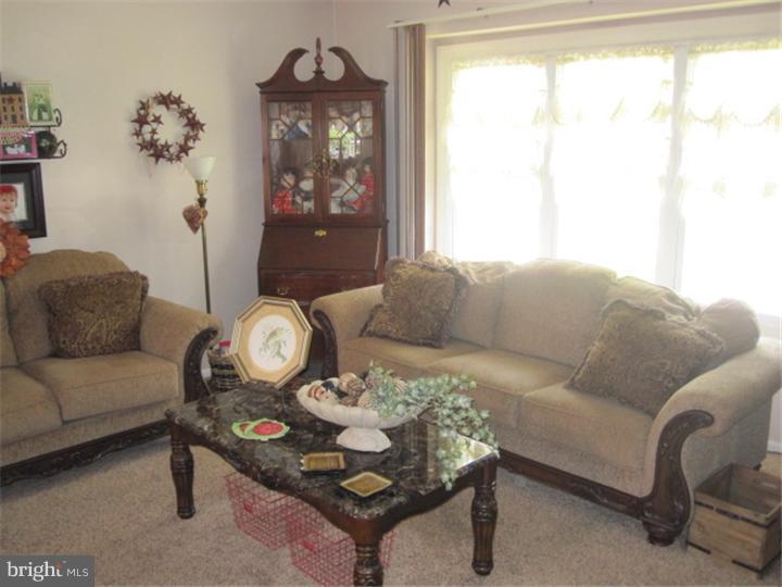 1605 White Oak Road Williamstown, NJ 08094 - Photo 9 of 20 Gallery Image 9