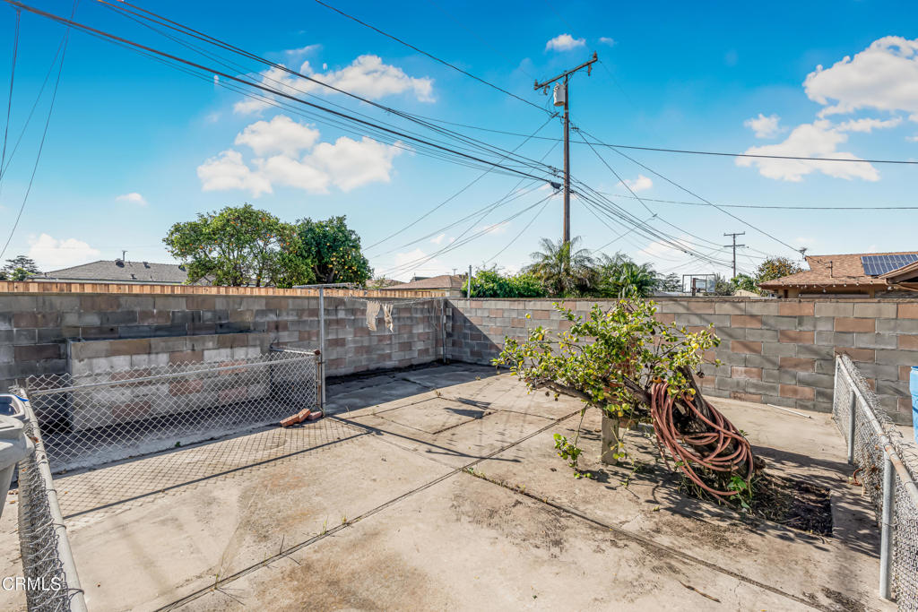 630 West Roderick Avenue Oxnard, CA 93030 - Photo 13 of 13