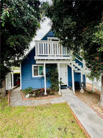 $1,850 | 24263 Los Codona Avenue, Unit C, Torrance, CA 90505
