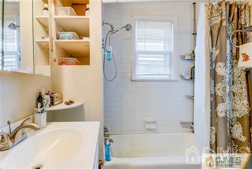 101 Riva Avenue Milltown, NJ 08850 - Photo 6 of 19 Gallery Image 6