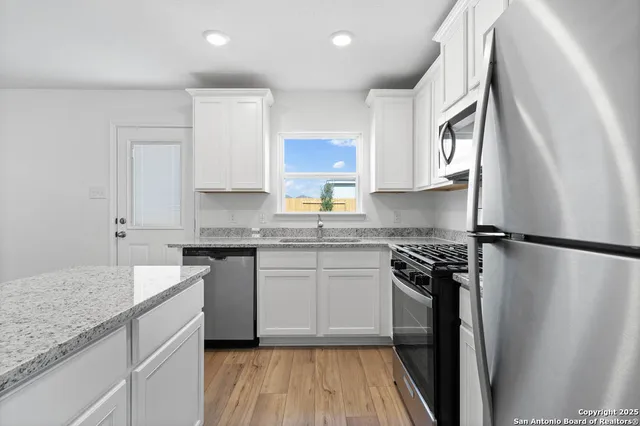 $239,900 | 3418 Warlow Branch, Converse, TX 78109