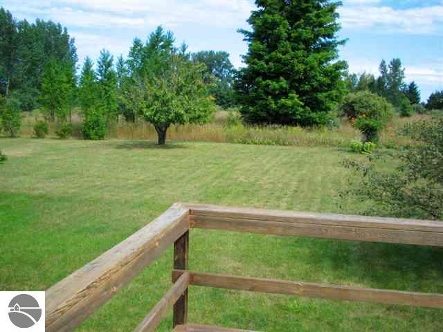 10151 East Fort Road Suttons Bay, MI 49682 - Photo 10 of 23 1730016-9.JPG