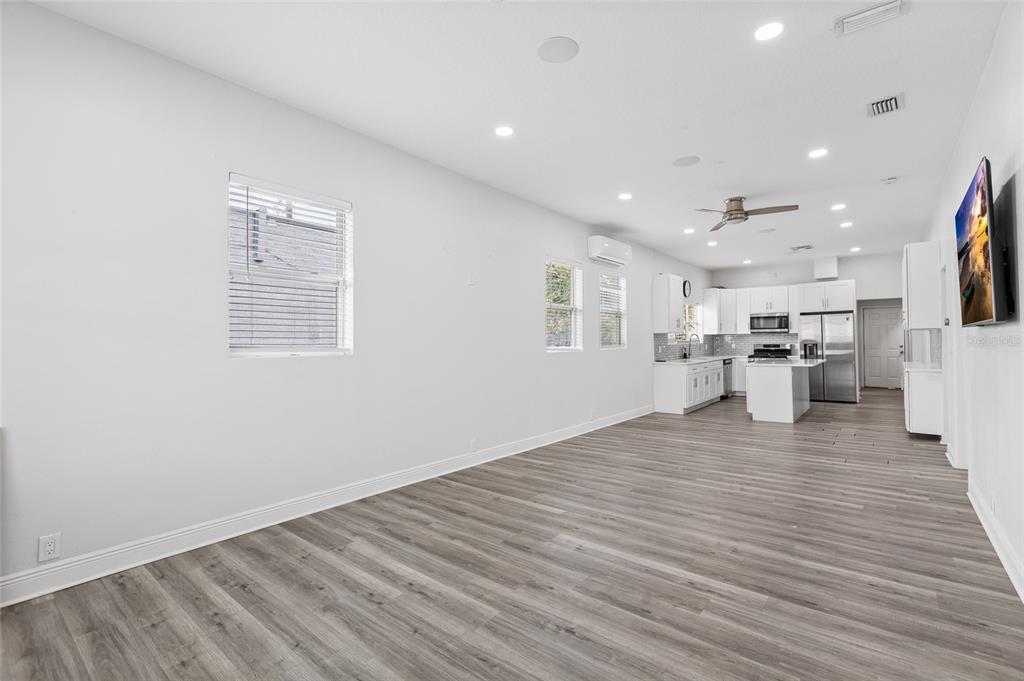 2506 West Main Street Tampa, FL 33607 - Photo 7 of 45