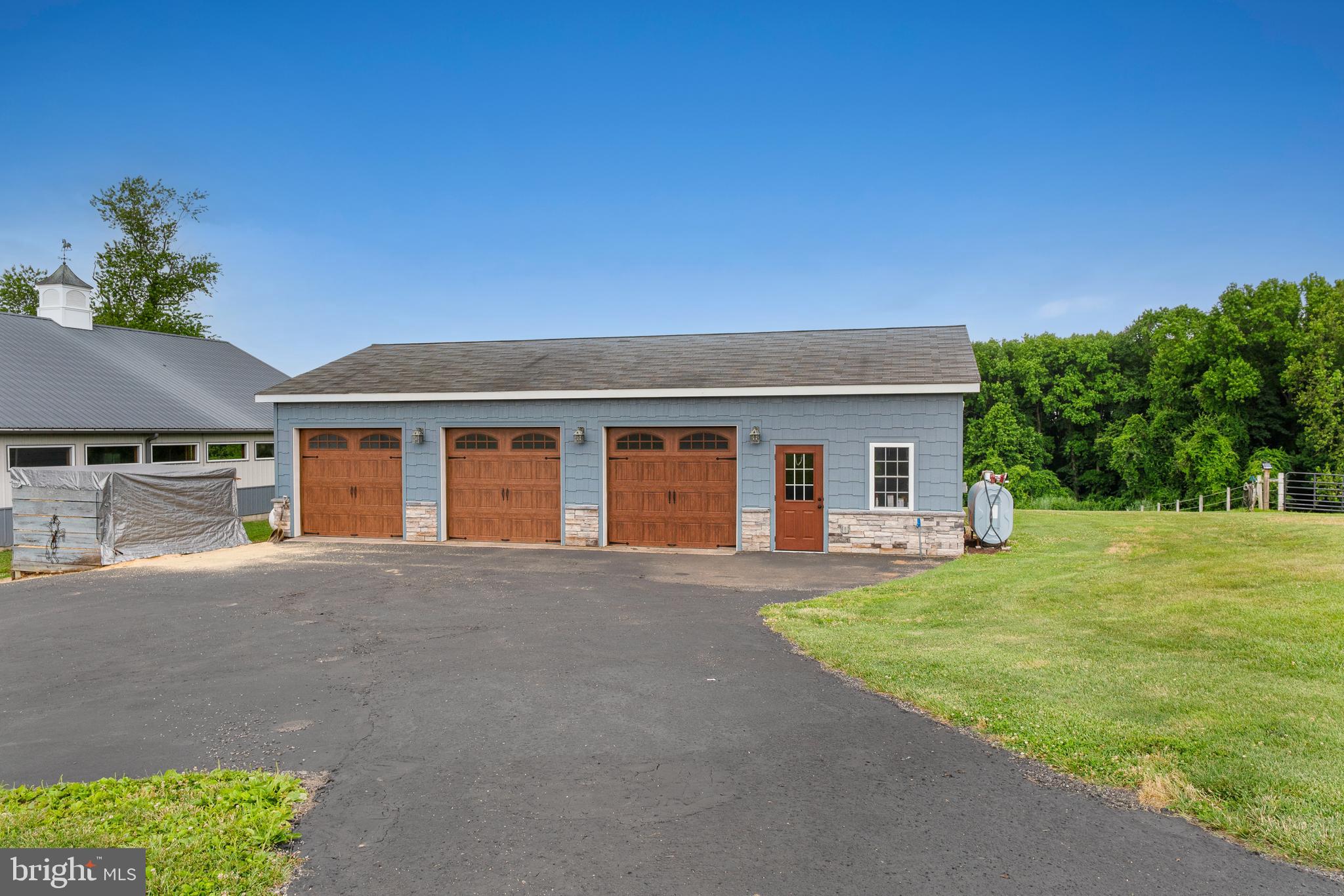 1089 Pond Neck Road Earleville, MD 21919 - Photo 30 of 50 Oversize three car garage