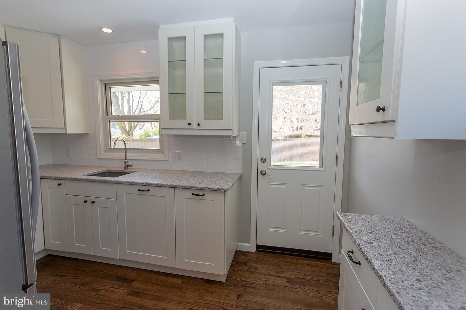 7004 Quander Road Alexandria, VA 22307 - Photo 8 of 31