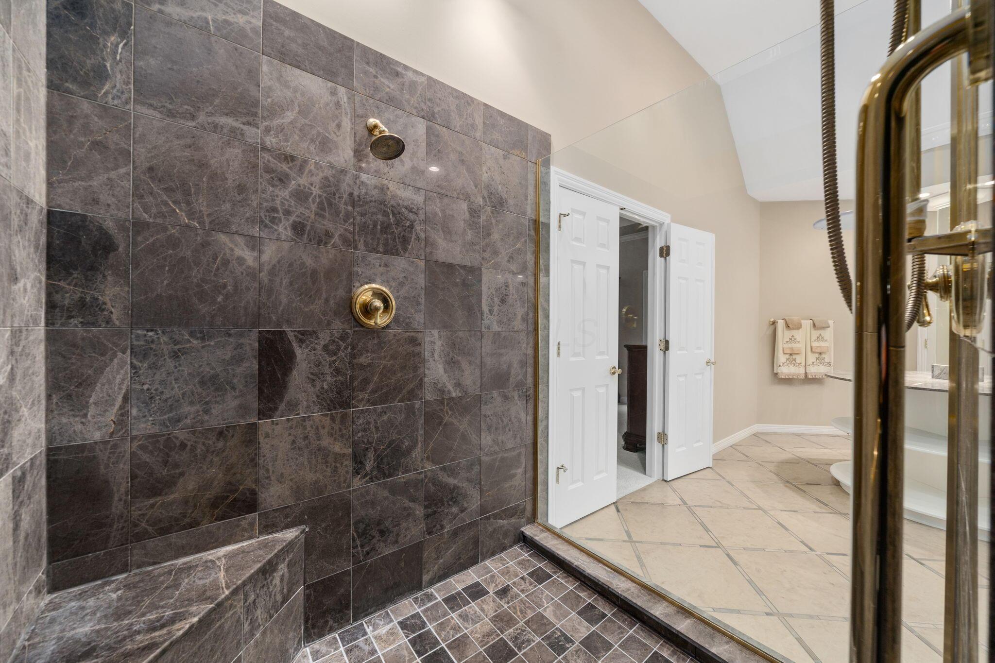 650 West Orange Road Delaware, OH 43015 - Photo 64 of 149 First Floor Primary Suite Full Bathroom