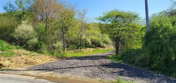 $50,000 | 856 Edmon Road, Apollo, PA 15613