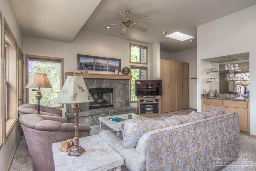 57319 Beaver Ridge Loop, Unit 2B1 Sunriver, OR 97707 - Photo 5 of 24 Additional Photo