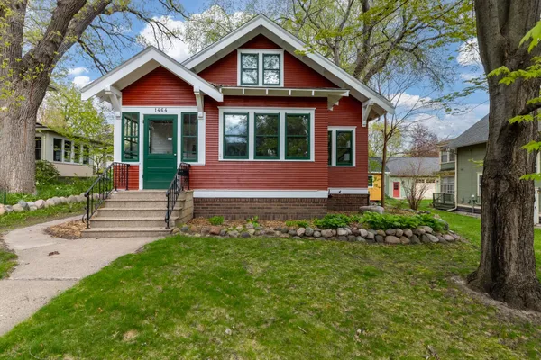 $490,000 | 1464 Chelmsford Street, St. Paul, MN 55108