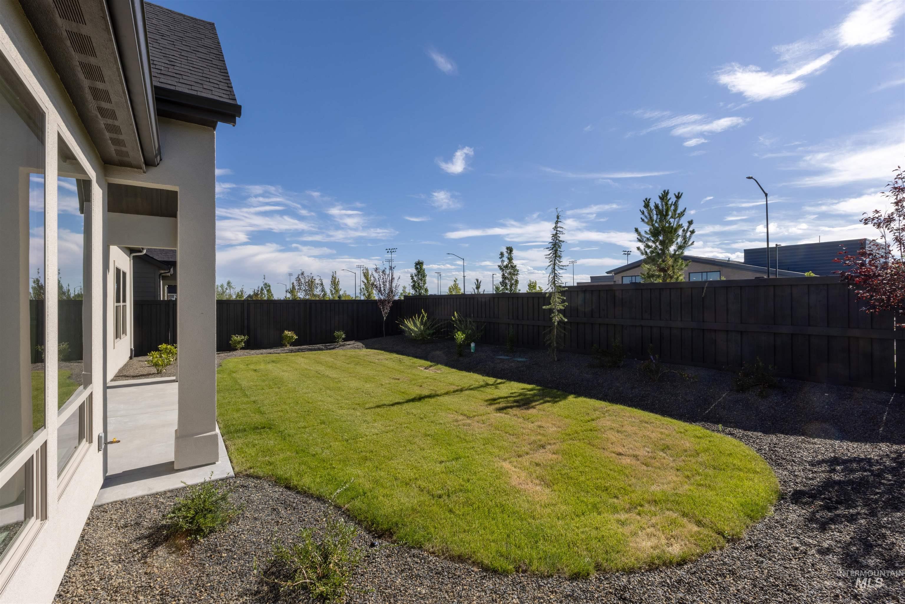 5857 South Highmark Avenue Meridian, ID 83642 - Photo 33 of 37 View of fenced backyard