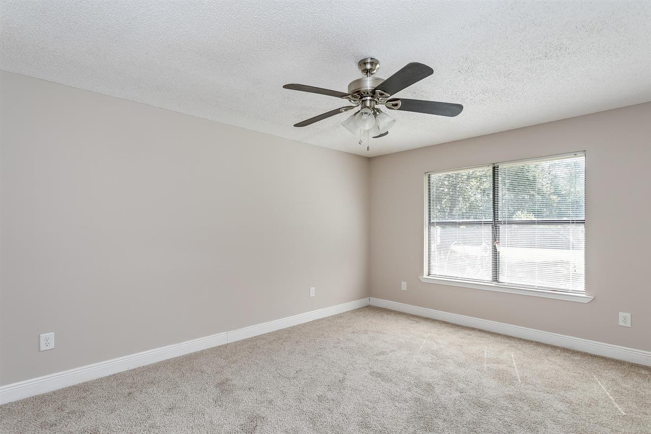 531 Li Fair Place Pensacola, FL 32506 - Photo 9 of 23 Brand New Carpet just Installed and FRESH PAINT!