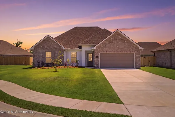 $270,900 | 6 Cameron Cove, Long Beach, MS 39560