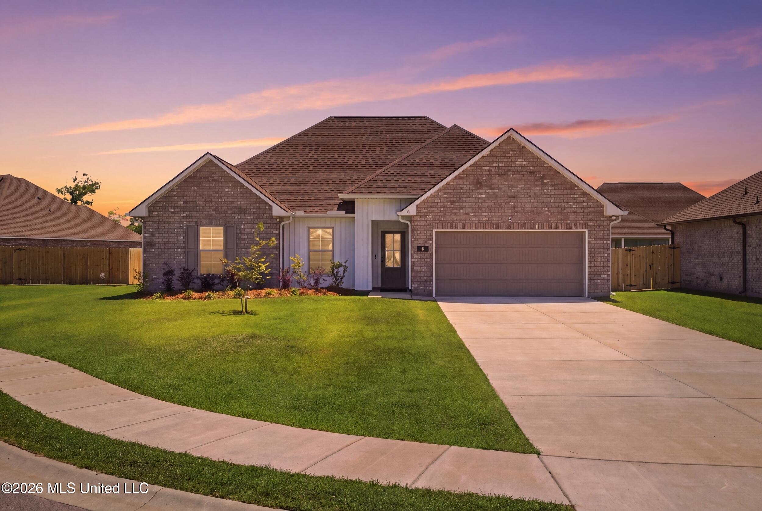 6 Cameron Cove Long Beach, MS 39560 - Photo 1 of 42 1_r6__3919_reedit_33f98548_twilight_d5e6