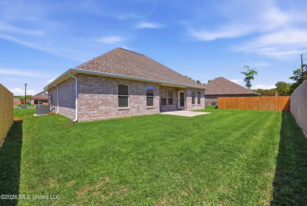 $270,900 | 6 Cameron Cove, Long Beach, MS 39560