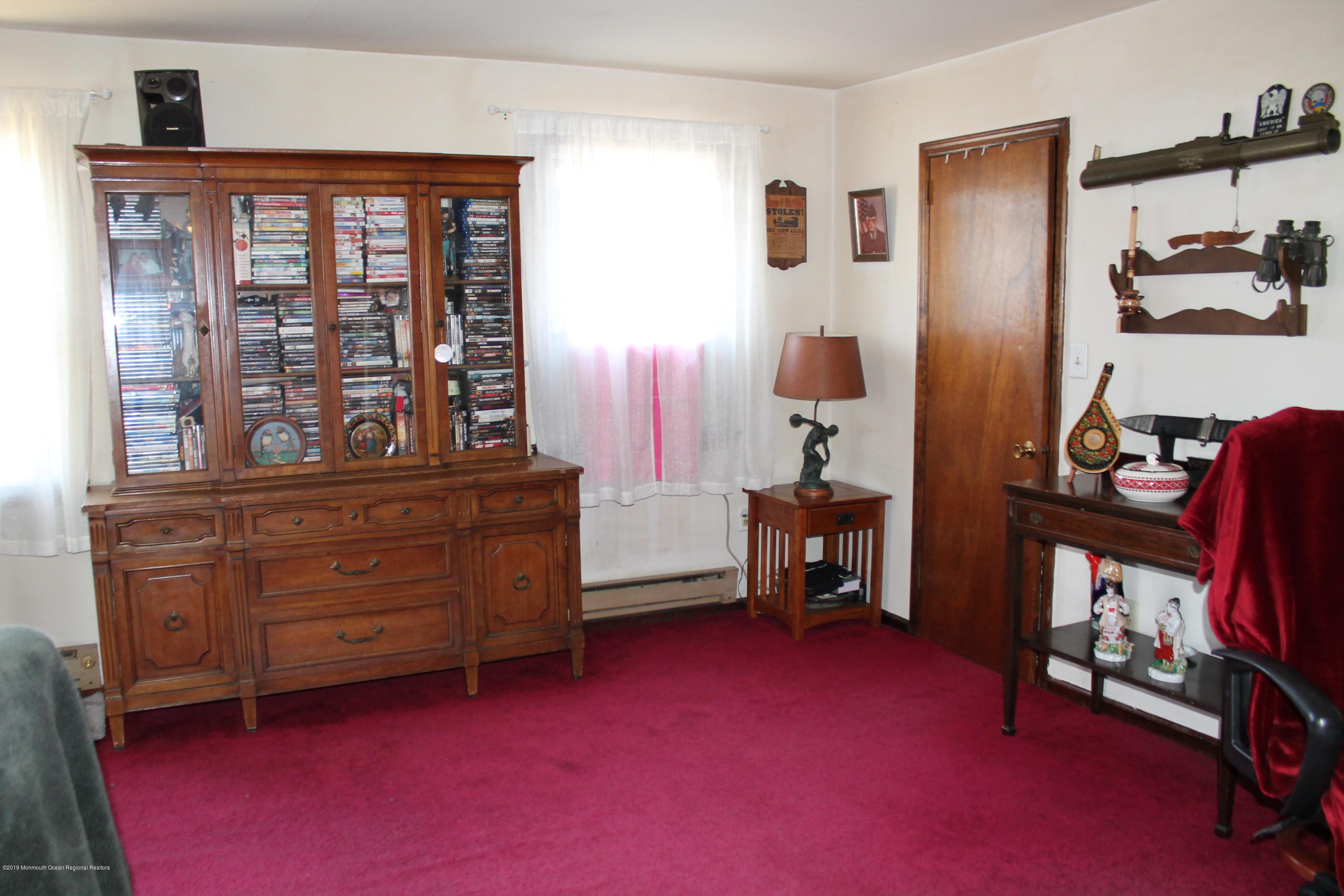 281 Pond Road Freehold, NJ 07728 - Photo 15 of 22 back home Living