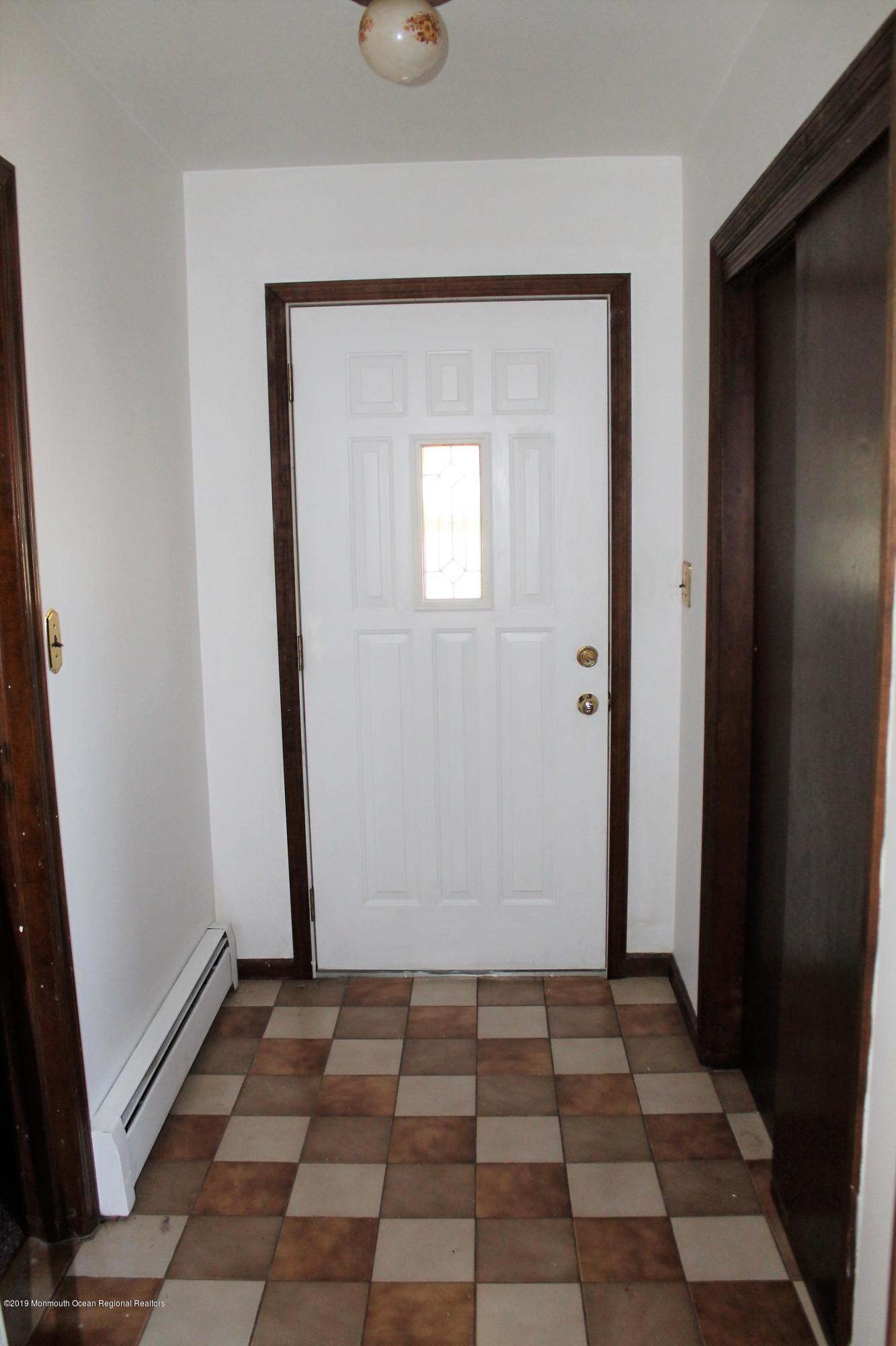 281 Pond Road Freehold, NJ 07728 - Photo 9 of 22 foyer 1