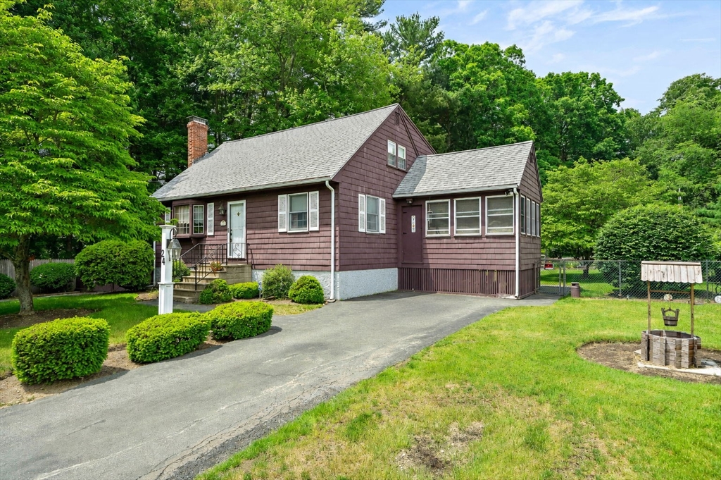 24 Spallus Road Stoughton, MA 02072 - Photo 1 of 29