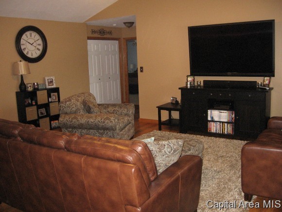 5400 Bunting Road Springfield, IL 62711 - Photo 7 of 11