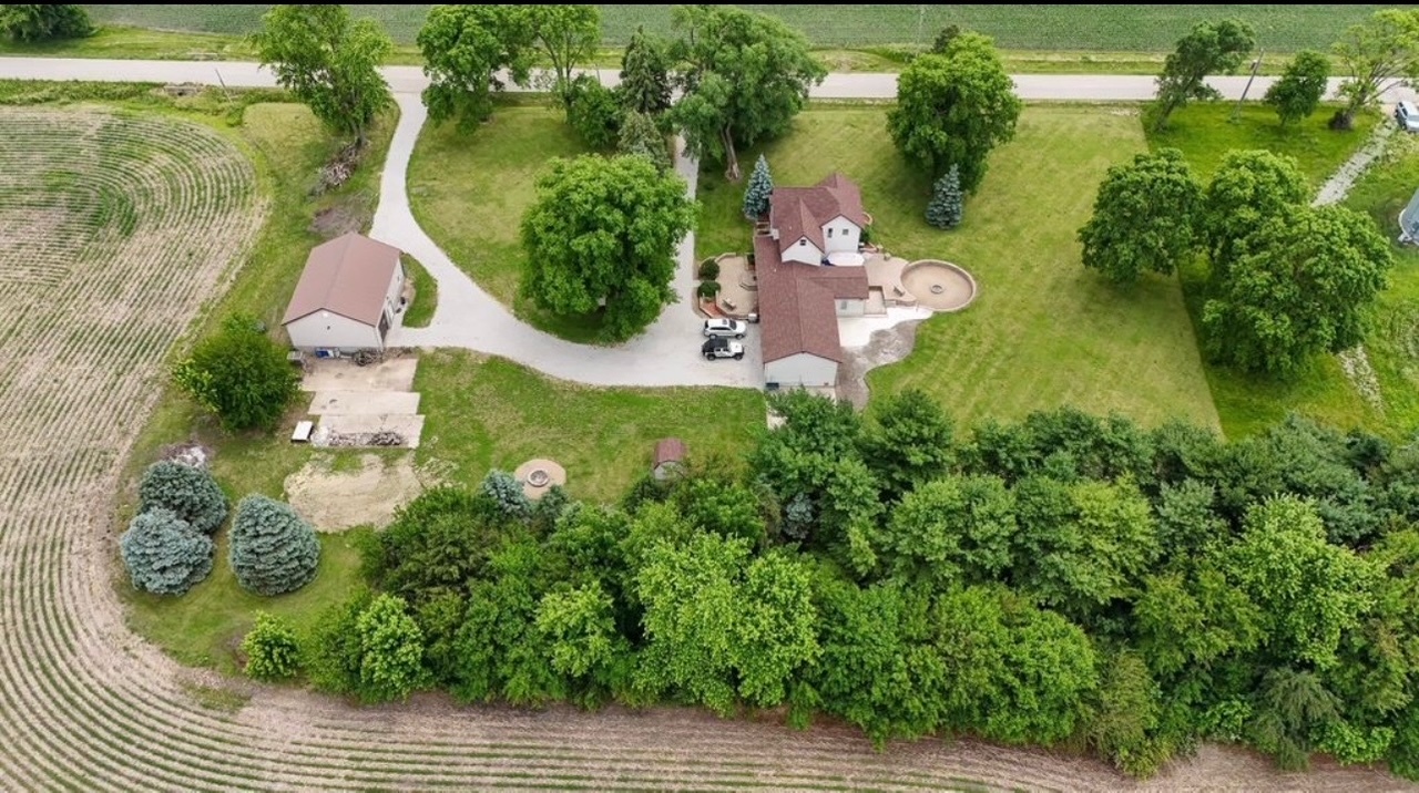 382 Keigwin Road Walnut, IL 61376 - Photo 11 of 49 an aerial view of a house with outdoor space and street view