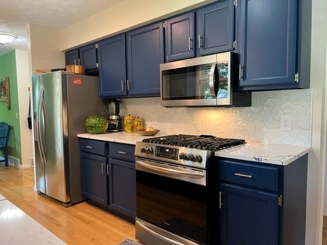 4169 Summerhill Road Traverse City, MI 49684 - Photo 12 of 51 1903773-11.JPG