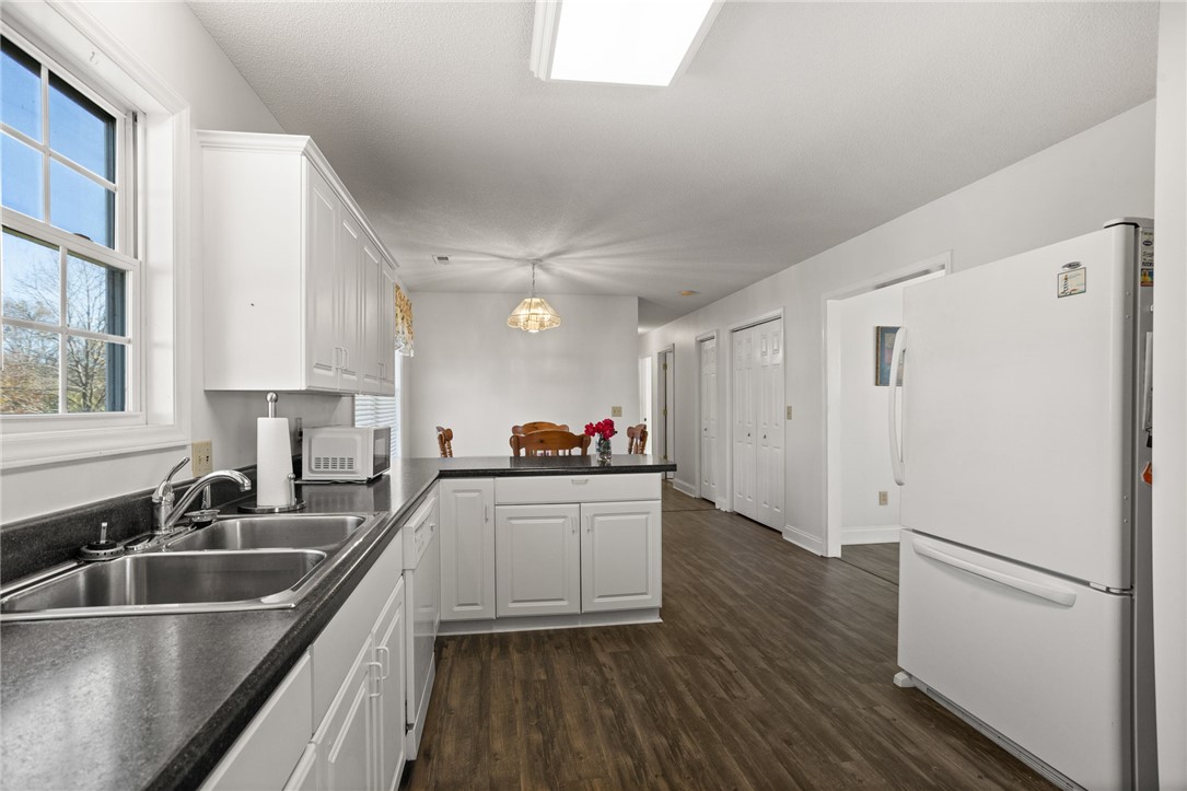 3273 Stone Station Road Spartanburg, SC 29306 - Photo 13 of 43 Gallery Image 13