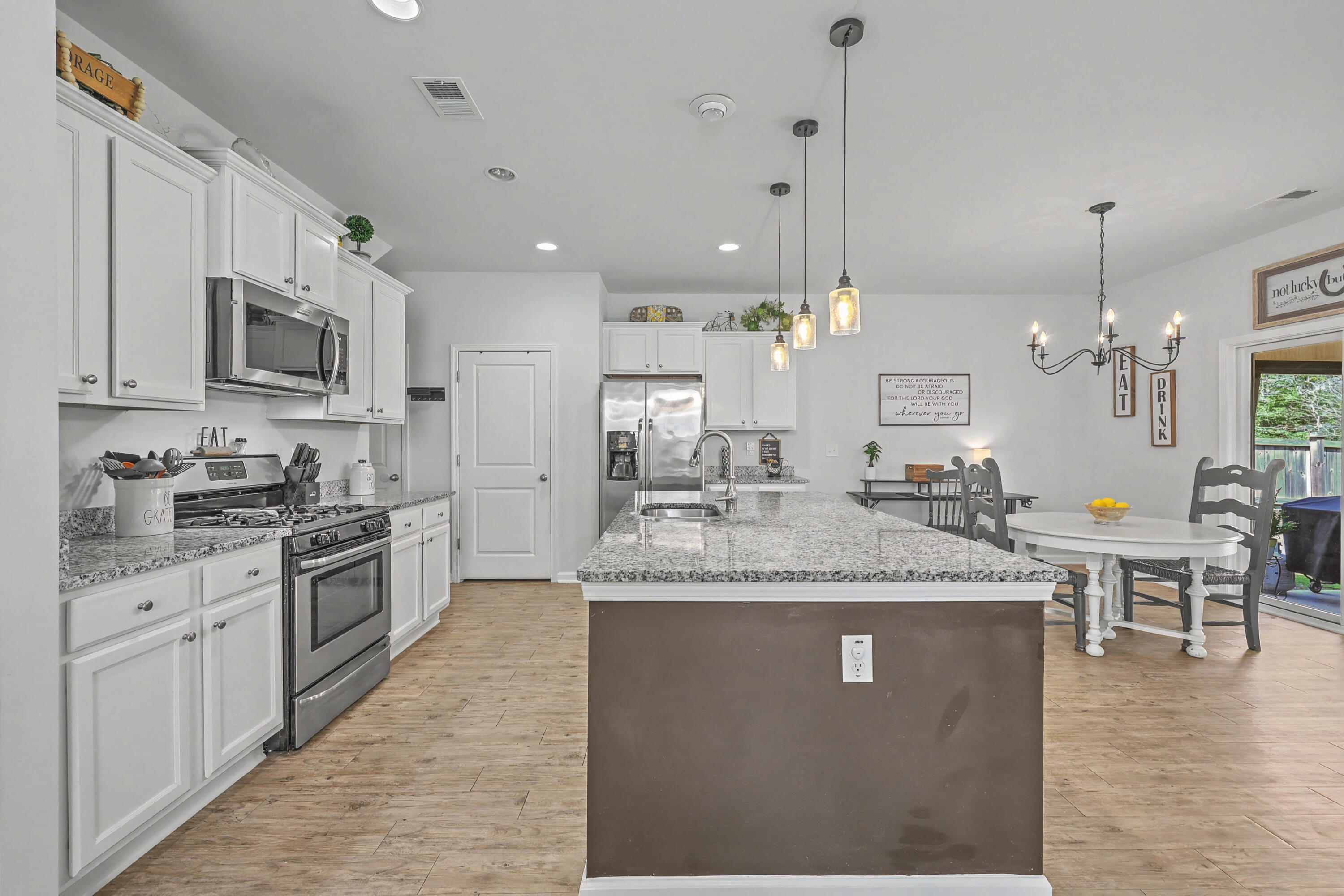 9786 Seed Street Ladson, SC 29456 - Photo 5 of 23 12_ZYN_7533_4_5_6_7_8_9