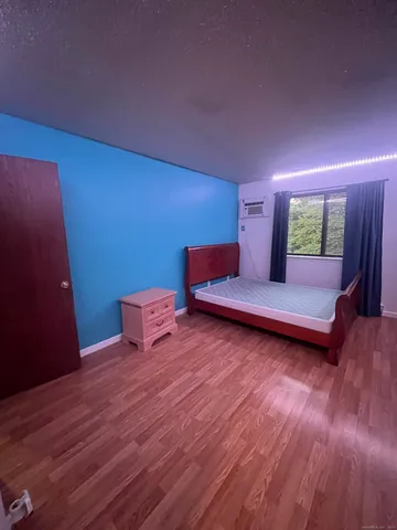 $1,800 | 72 Buddington Road, Unit 8, Groton, CT 06340