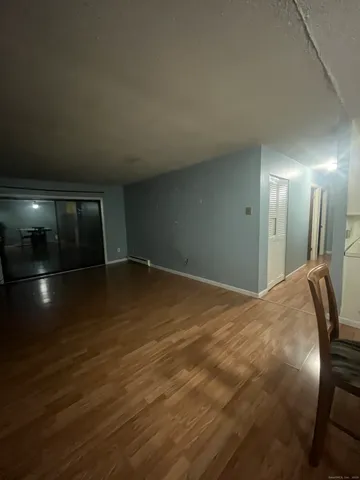 $1,800 | 72 Buddington Road, Unit 8, Groton, CT 06340