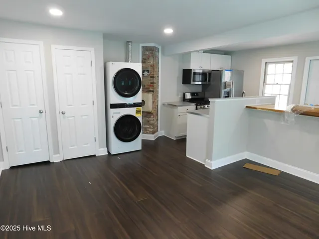 $1,400 | 706 East Front Street, Unit D, New Bern, NC 28560