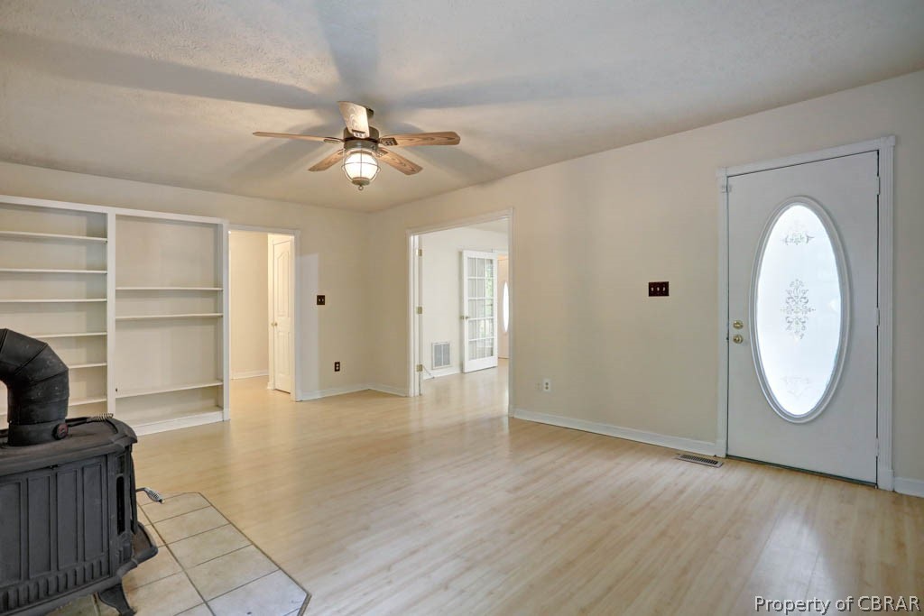 7025 Mumford Cove Road Hayes, VA 23072 - Photo 12 of 43