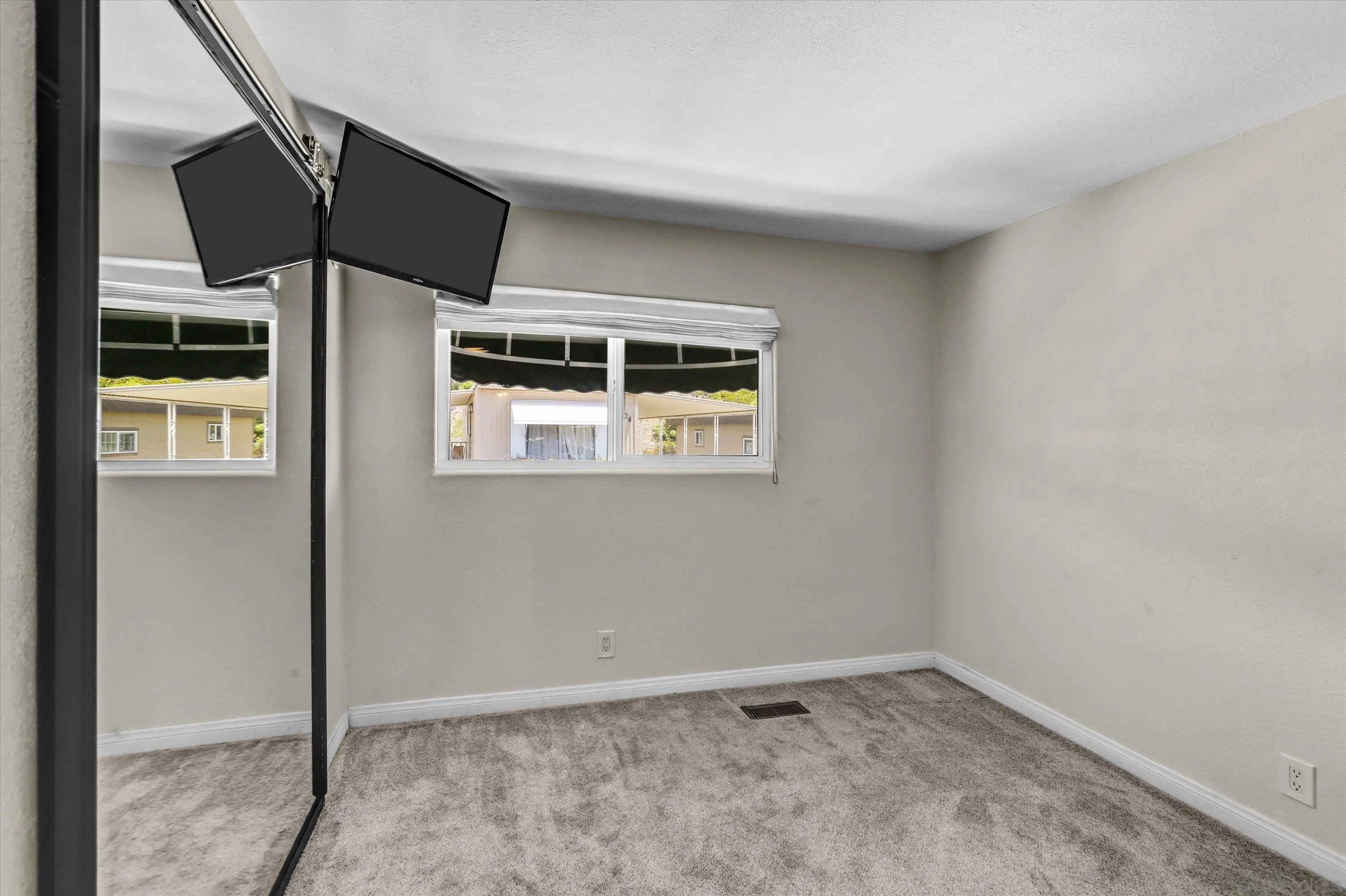 1815 Sweetwater Road, Unit 121 Spring Valley, CA 91977 - Photo 18 of 29 Gallery Image 18
