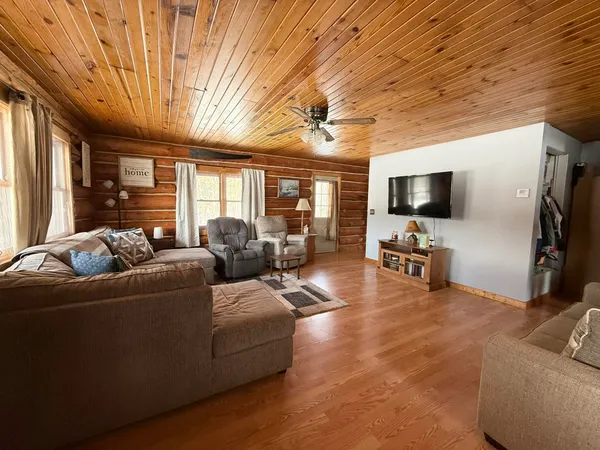 $364,900 | W11199 County Rd O, Dunbar, WI 54119