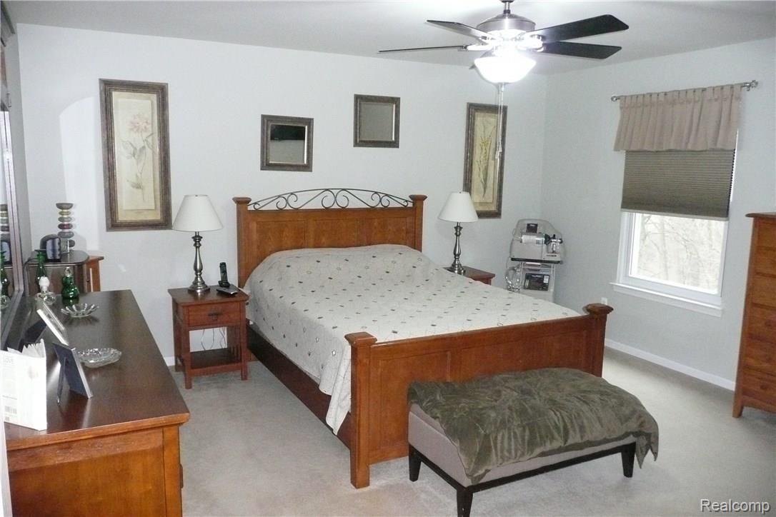 9200 Chilson Road Pinckney, MI 48169 - Photo 13 of 26 P1100756.JPG