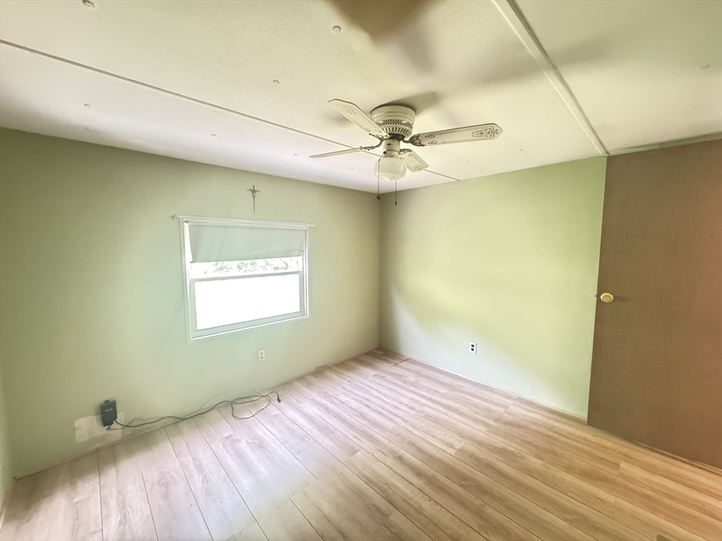 38 Hickory Road Taunton, MA 02780 - Photo 15 of 17