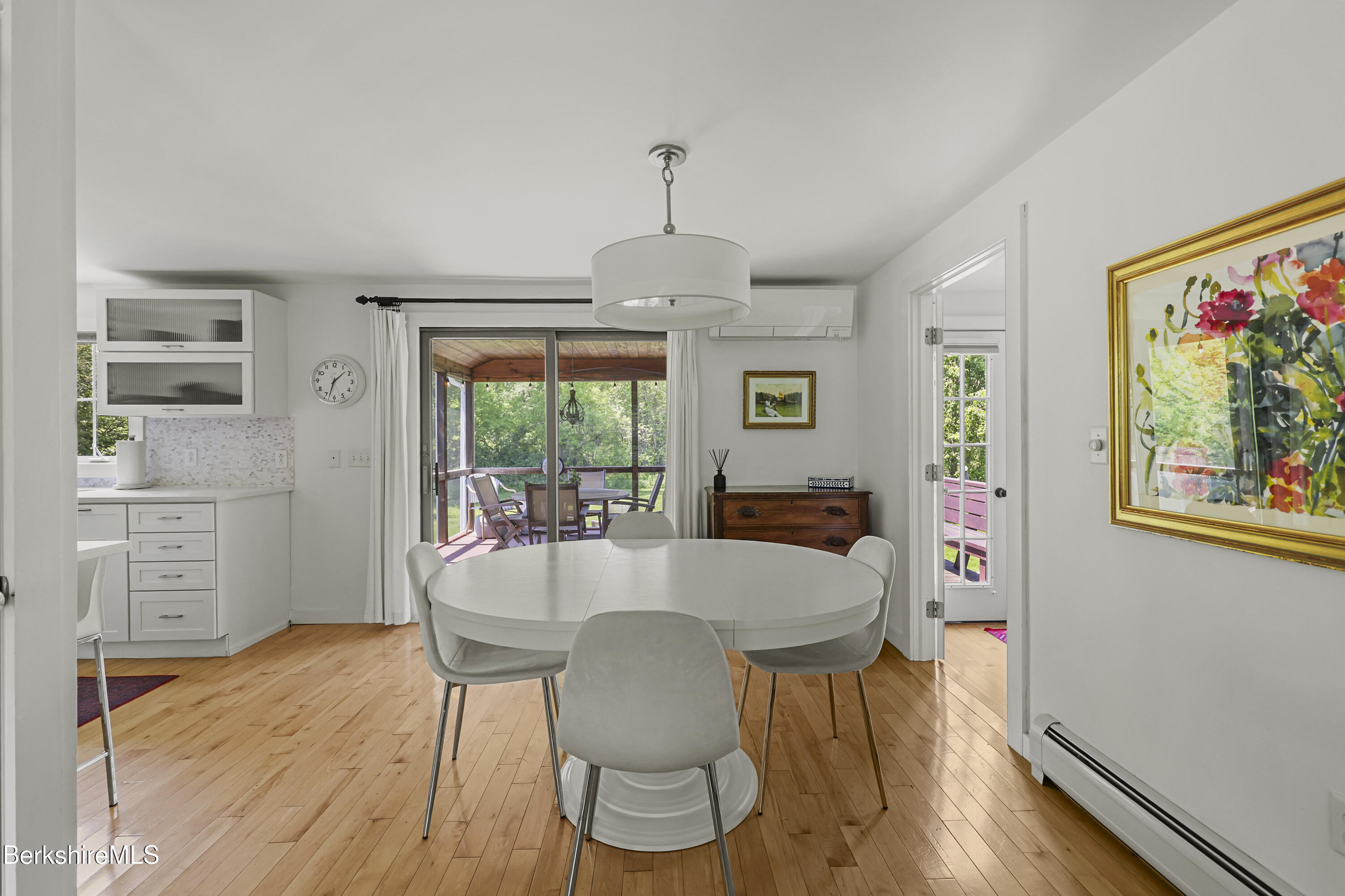 22 Goodrich Street Stockbridge, MA 01262 - Photo 9 of 29 50 Dining Room