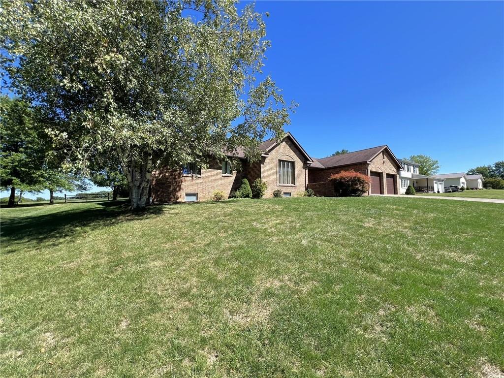 133 Ridgeview Drive Ligonier, PA 15658 - Photo 2 of 7 Gallery Image 2