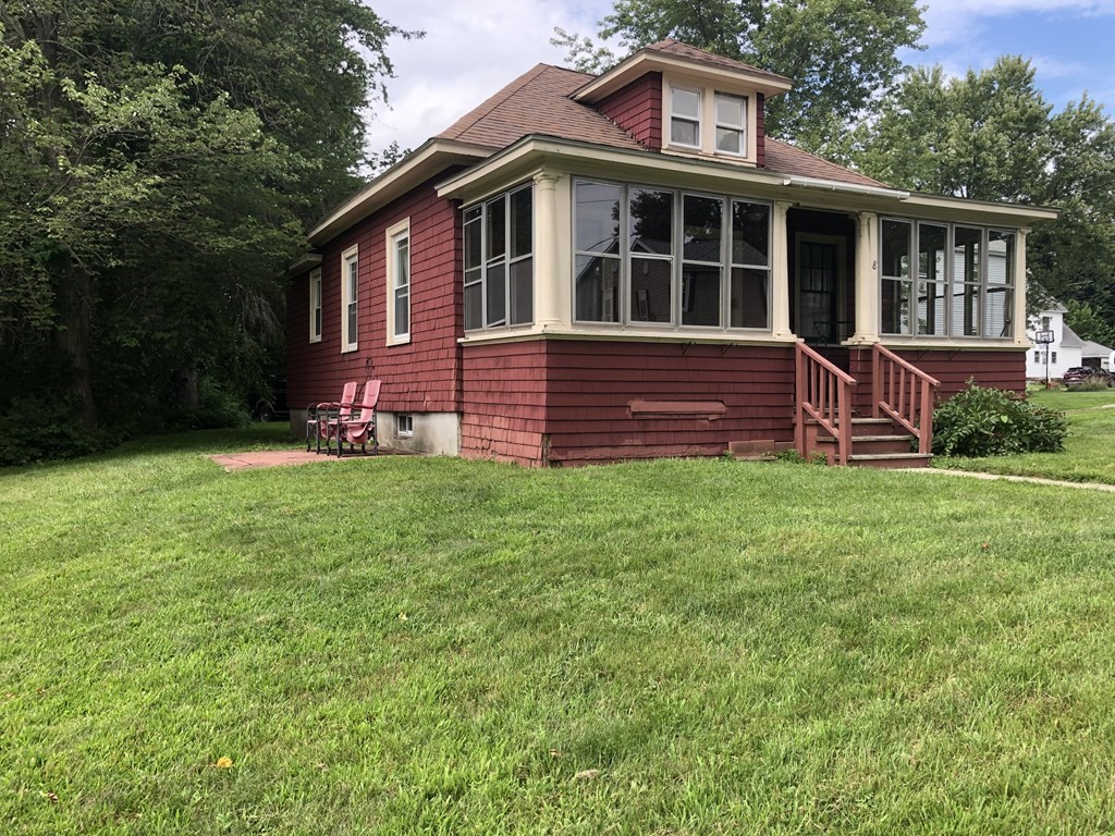 8 Myrtle Street Gill, MA 01354 - Photo 3 of 27 Gallery Image 3