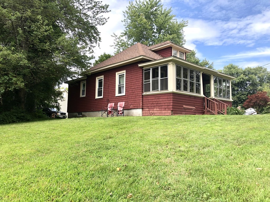 8 Myrtle Street Gill, MA 01354 - Photo 4 of 27 Gallery Image 4