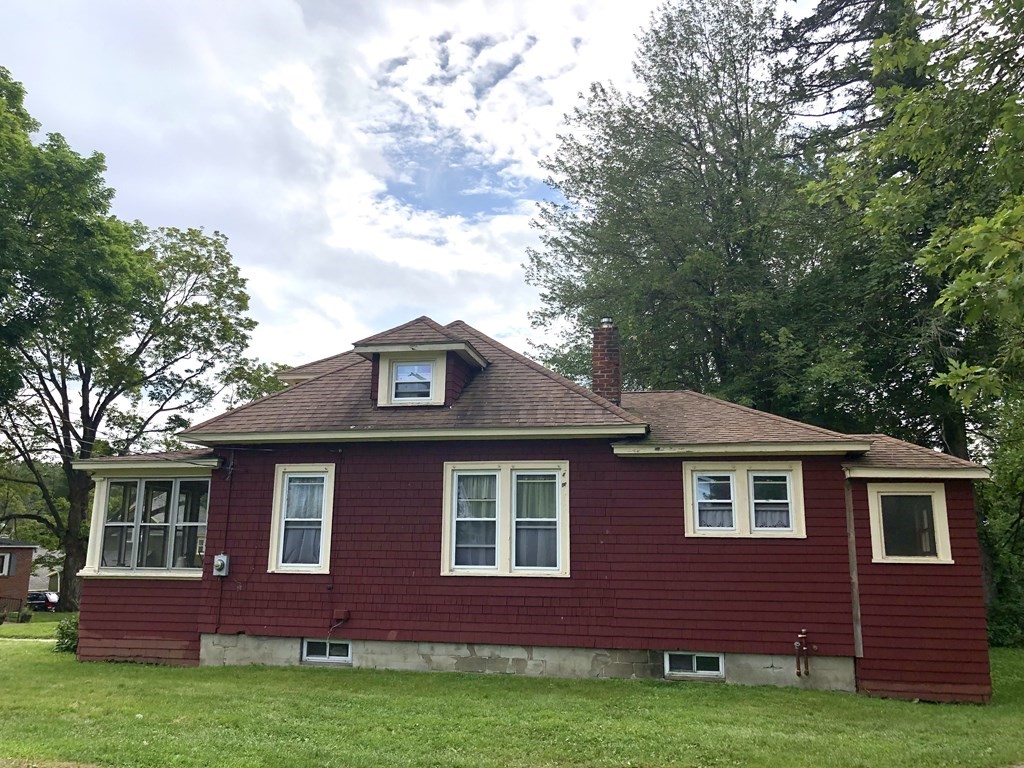 8 Myrtle Street Gill, MA 01354 - Photo 5 of 27 Gallery Image 5