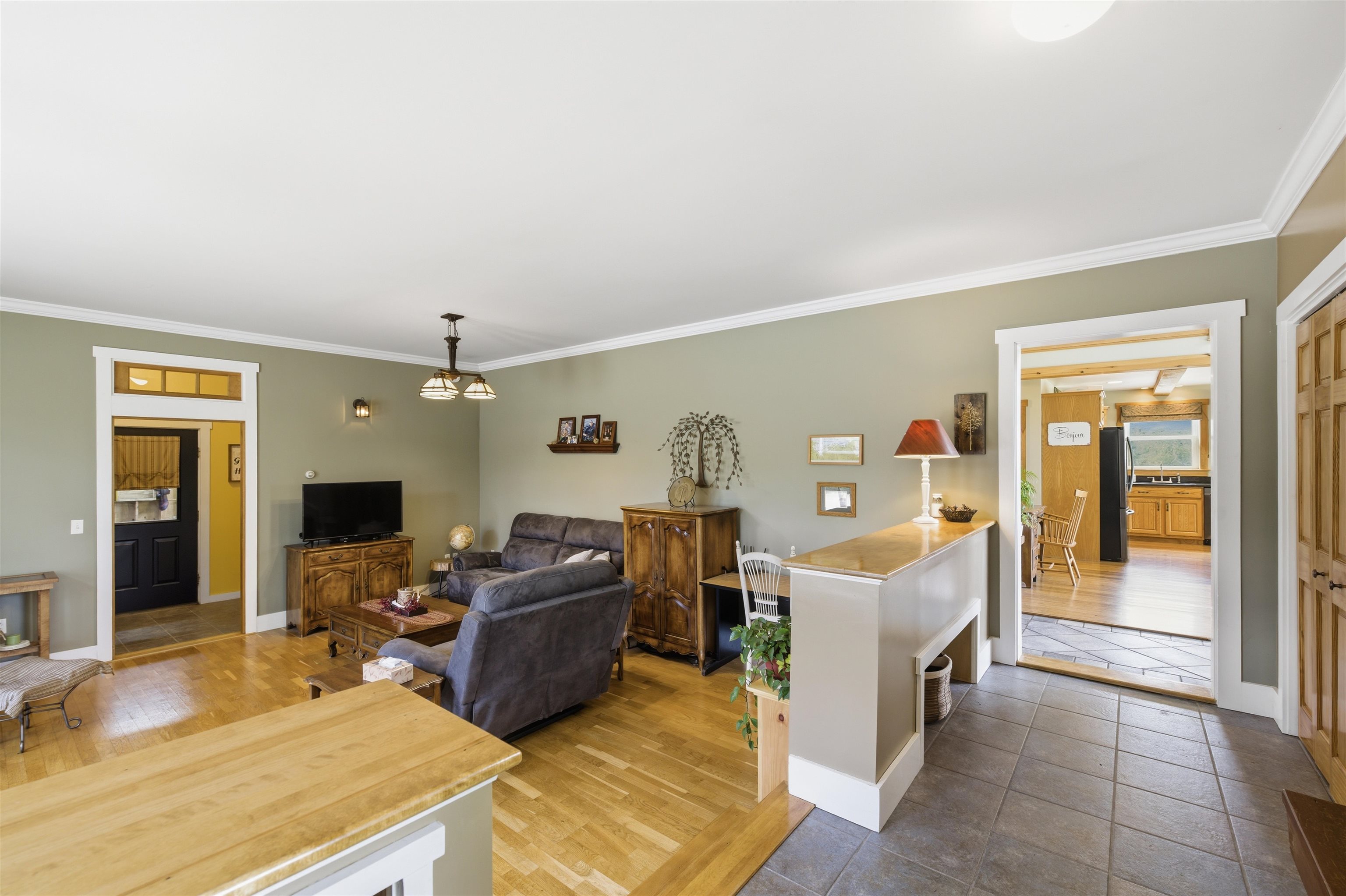 4915 Highway 114 Canaan, VT 05903 - Photo 27 of 60
