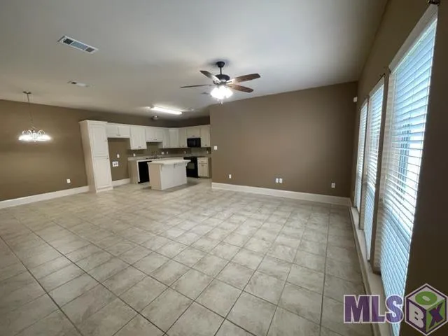 $1,675 | 15092 Rimrock Court, Baton Rouge, LA 70819