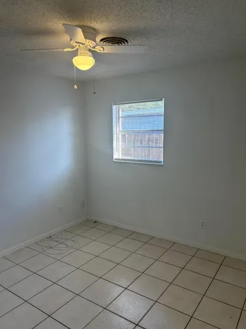 $1,750 | 2349 Northeast Rustic Way, Jensen Beach, FL 34957