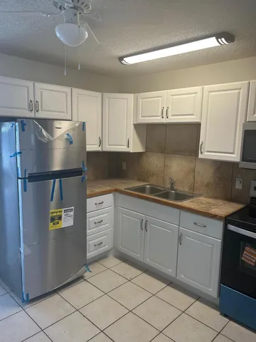 $1,750 | 2349 Northeast Rustic Way, Jensen Beach, FL 34957