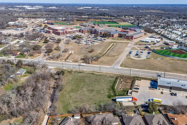 $840,000 | 5130 East McKinney Street, Denton, TX 76208