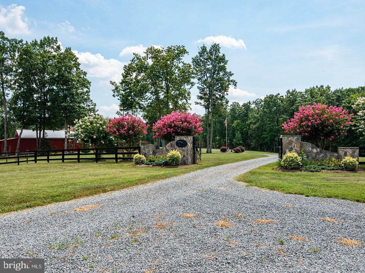 615 Riggs Road Gordonsville, VA 22942 - Photo 2 of 23