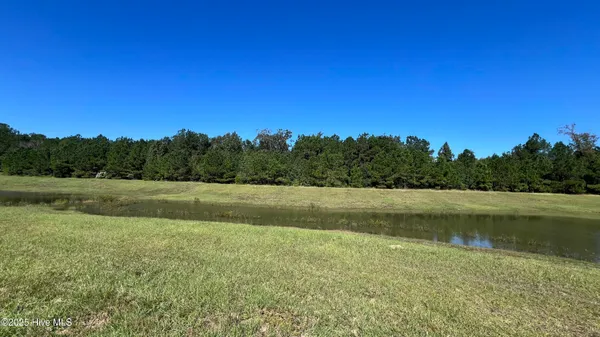 $60,000 | 713 Edgeside Drive Southeast, Bolivia, NC 28422