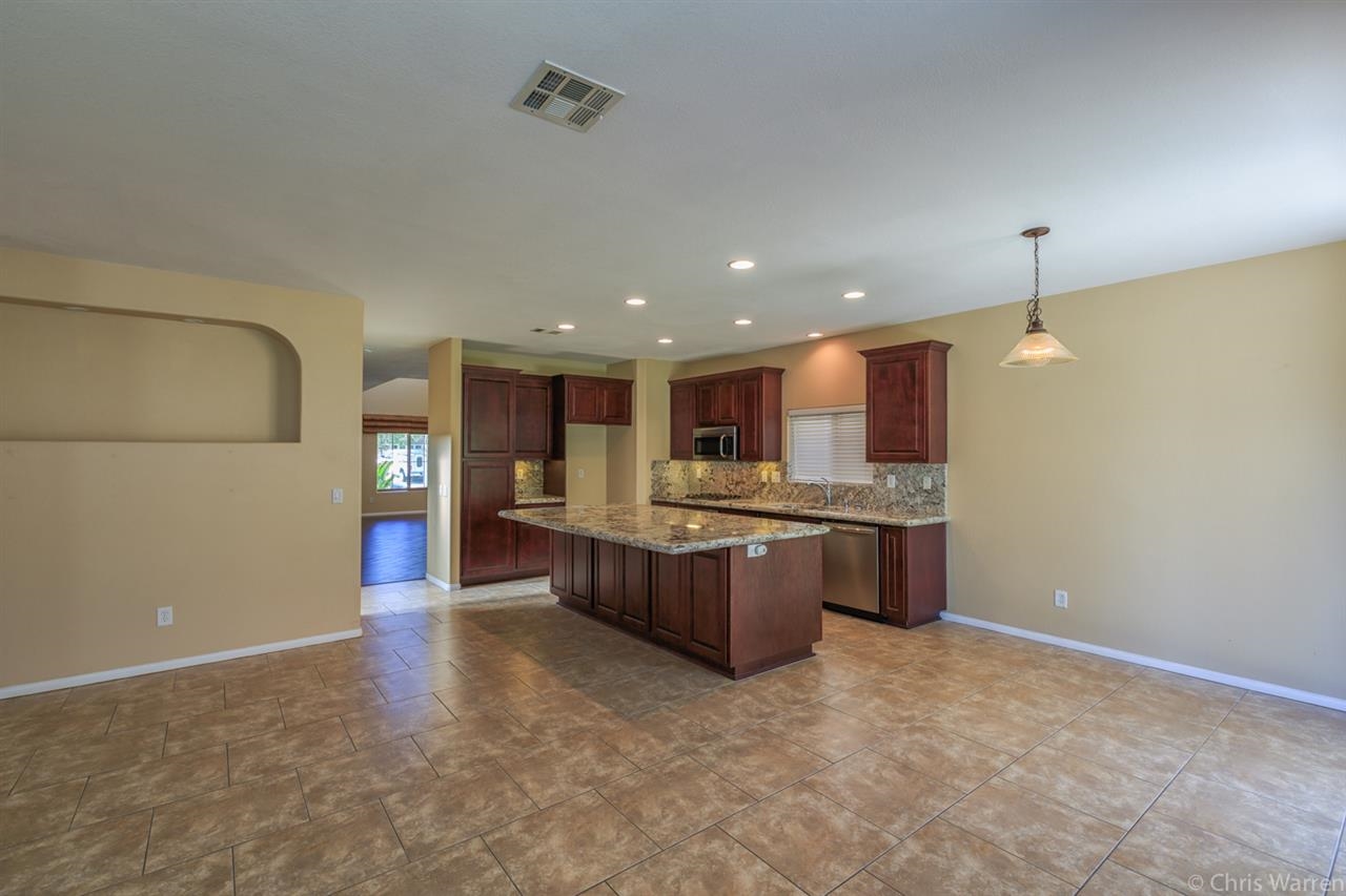1391 Riviera Summit Road San Diego, CA 92154 - Photo 5 of 19