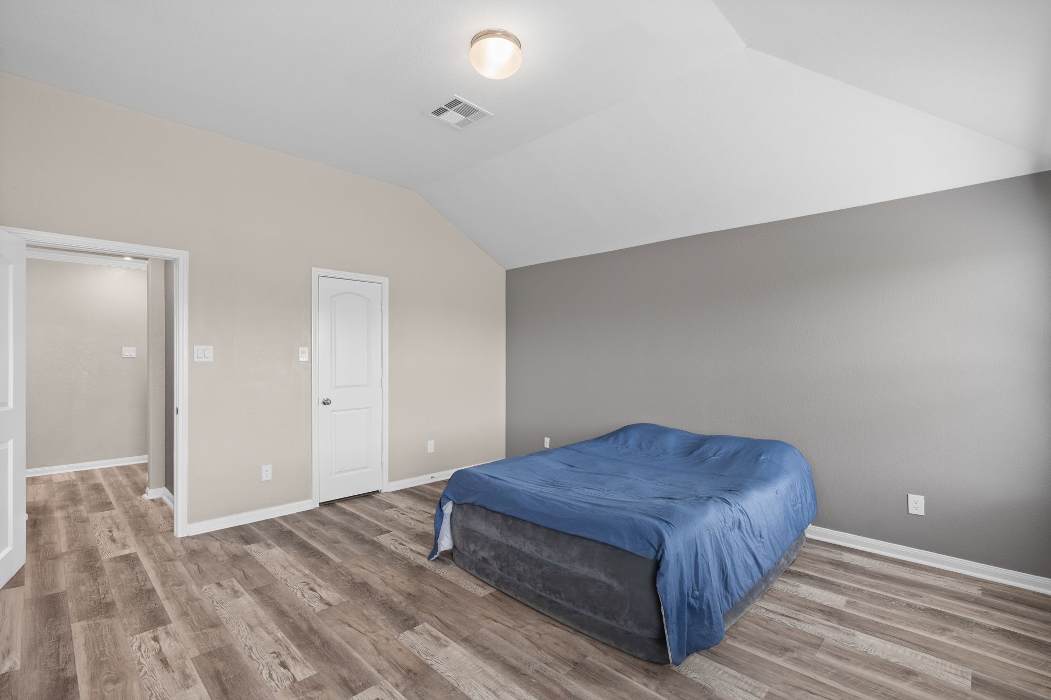 12515 SIlverwood Springs Place Houston, TX 77014 - Photo 21 of 33 2 closets in Primary Bedroom