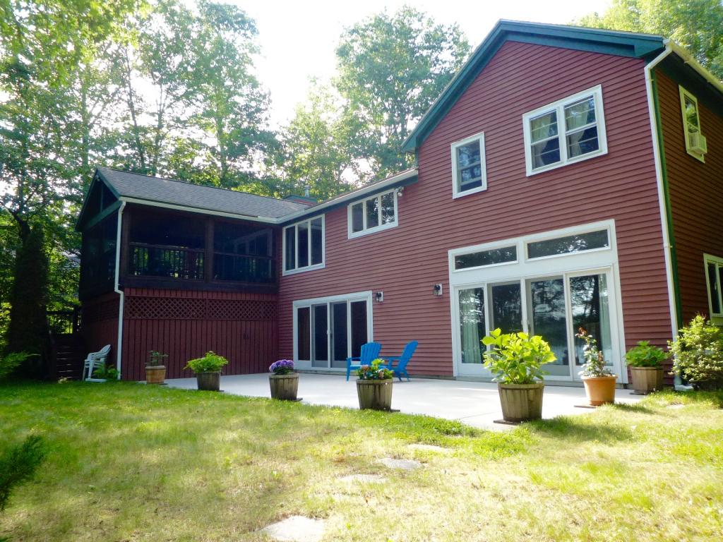 383 Isaacs Turn Road Barrington, NH 03825 - Photo 30 of 36 Gallery Image 30